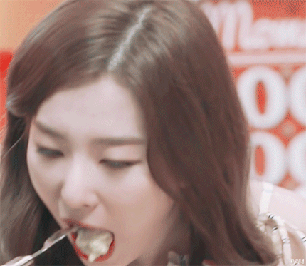 방송에서 계속 먹기만 하는 슬기.gif | 인스티즈