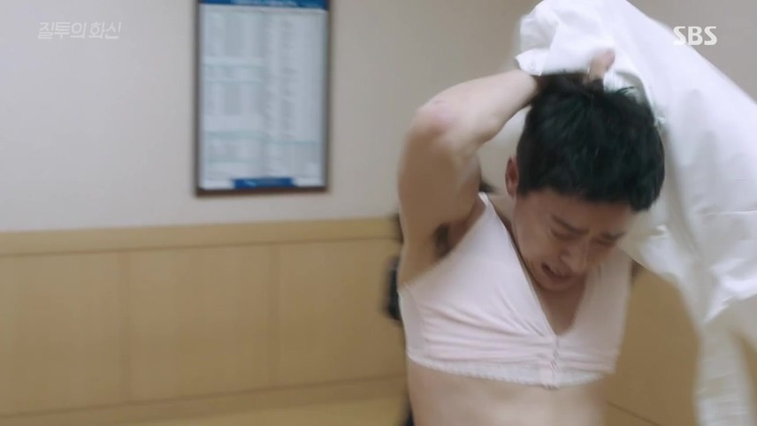 [질투의화신] 브라자 입었다고 엄마한테 쥐어터지는 조정석 | 인스티즈