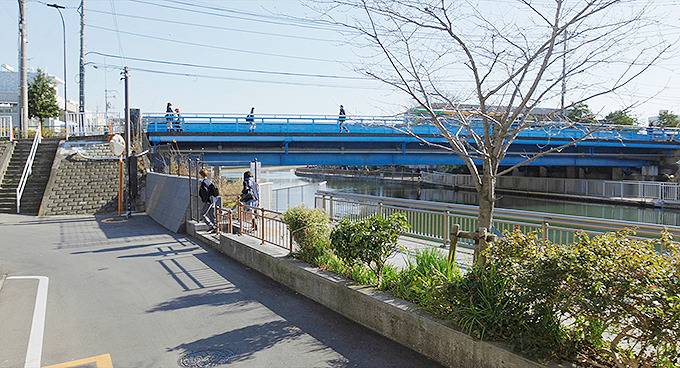 [늑대소녀와흑왕자] 남주가 쓰레기라 생각이 들다가도 와꾸보면 화가 풀리다가도 쓰레기라 생각이 드는 영화 04 | 인스티즈