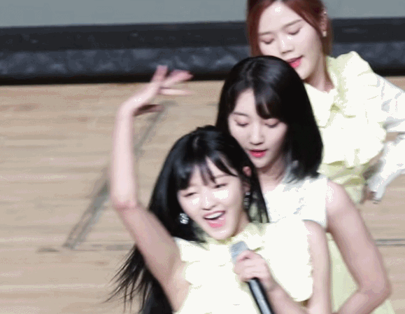 연습생 때 얼굴이 보이는 오마이걸 비니 | 인스티즈