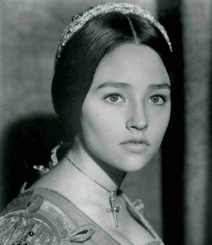 비주얼로 우리에게 충격을 줬던 외국 여자연예인들 | 인스티즈