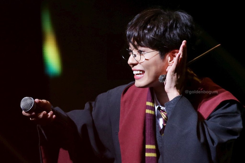 팬미팅을 무려 5시간동안 진행한 박보검 (ft.대혜자) | 인스티즈