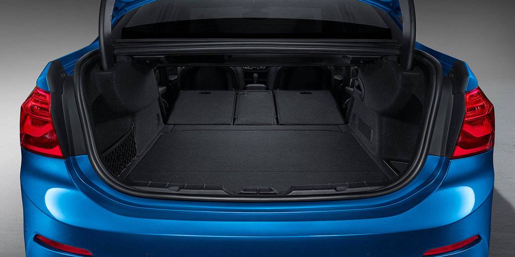 2018 신형 BMW 1시리즈 세단 feat. [데이터주의] | 인스티즈