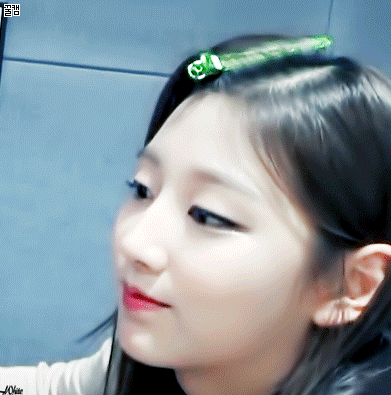 러블리즈 고라니 차세대비쥬얼 무쌍미녀 정예인.gif | 인스티즈