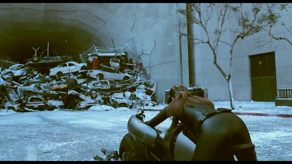 다크나이트 라이즈 앤 해서웨이 몸매.jpg | 인스티즈