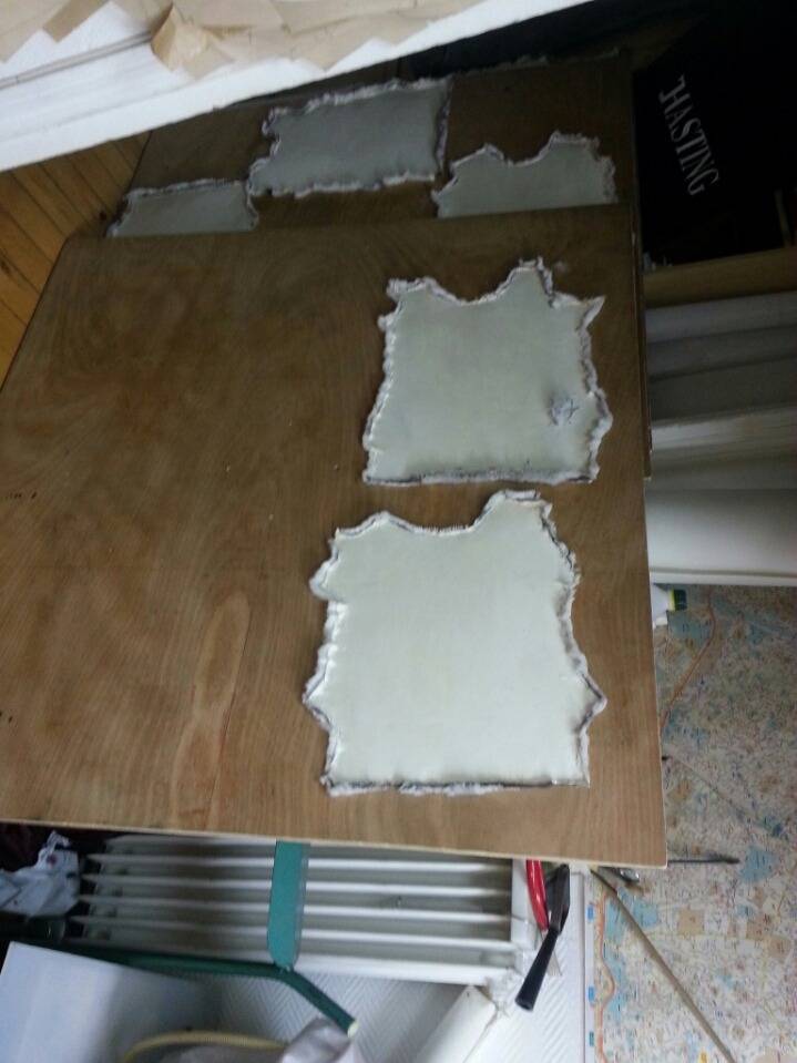 고작 저딴 가방이 150? 알바를 얼마나 해야 살 수 있는 거야?.twt | 인스티즈