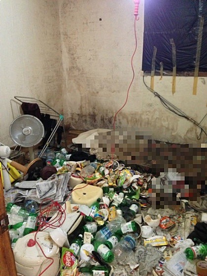 알콜중독자의 고독사 현장 (혐오주의) | 인스티즈