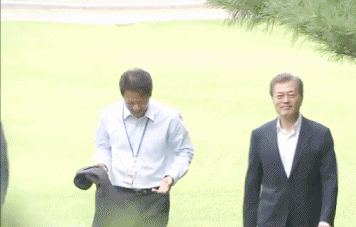 먹방왕 문재인.gif | 인스티즈