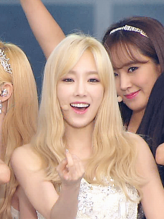 [소녀시대외] 수지 귀&태연 손으로 보는 다이어트 효과 | 인스티즈