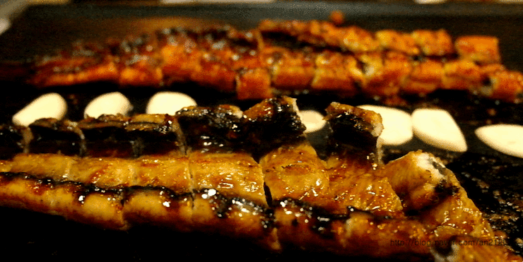 고소한 장어구이 움짤 gif | 인스티즈