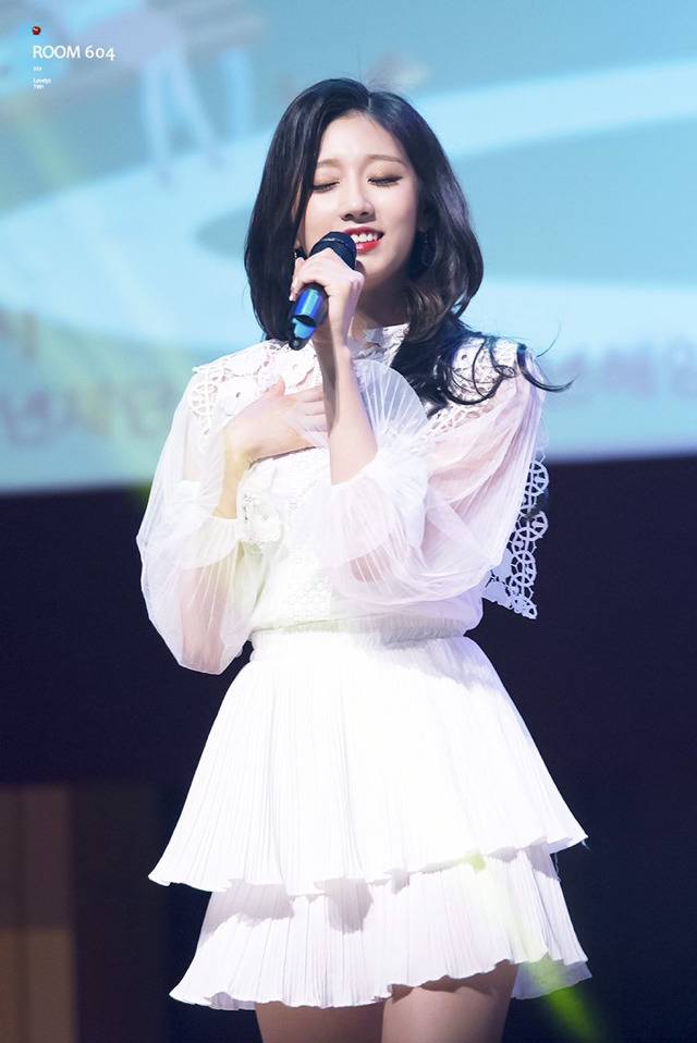 [러블리즈] 폰 배경을 바꿔서 예인이 | 인스티즈