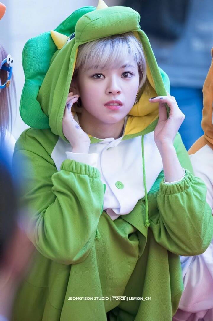 모자가 잘 어울리는 트와이스 정연이 | 인스티즈