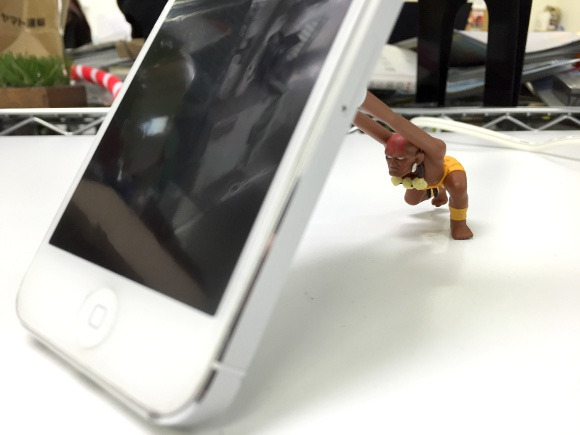 스트리트 파이터 - 휴대폰 거치대 ㄷㄷ | 인스티즈