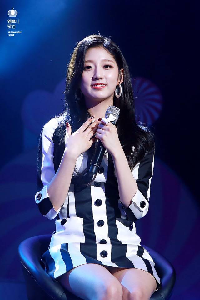 [러블리즈] 폰 배경을 바꿔서 예인이 | 인스티즈