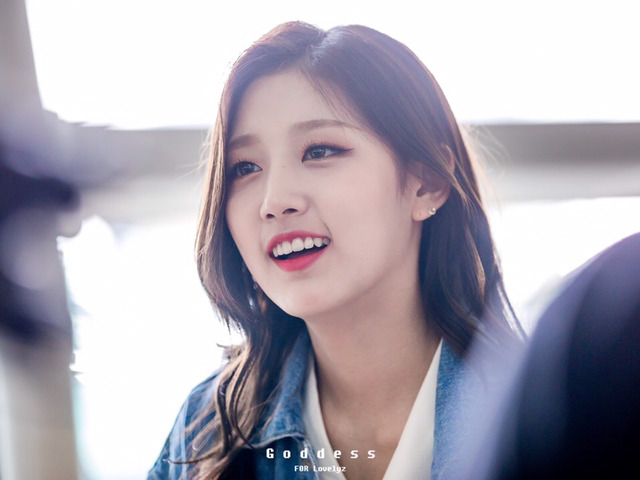 [러블리즈] 폰 배경을 바꿔서 예인이 | 인스티즈