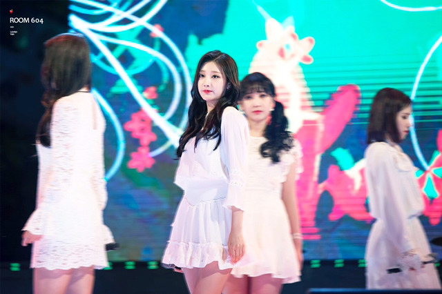 [러블리즈] 폰 배경을 바꿔서 예인이 | 인스티즈