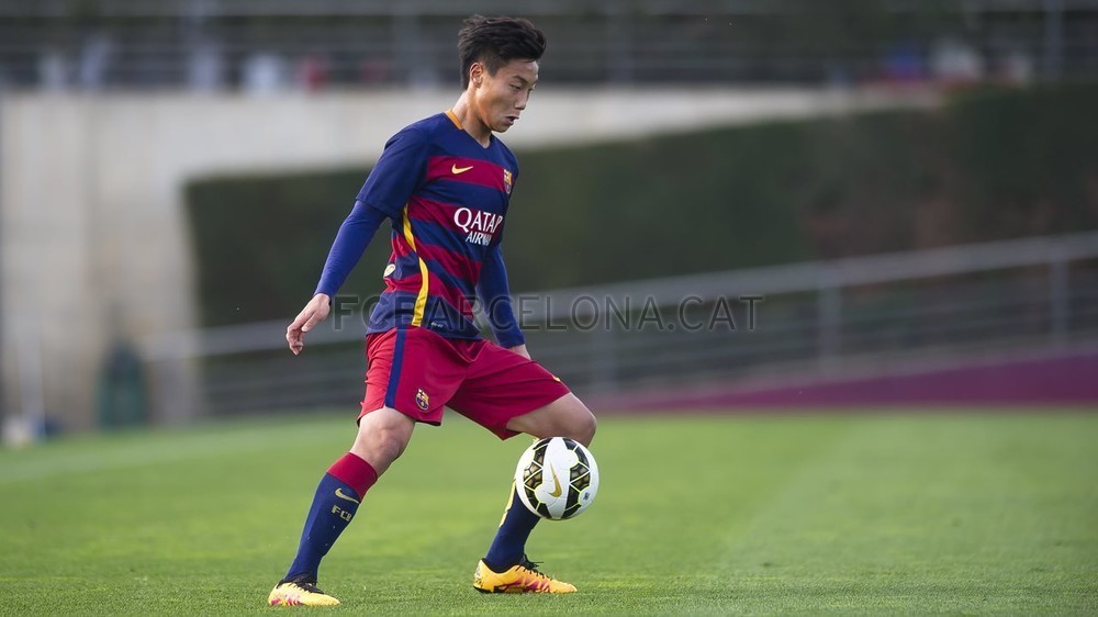 사라고사전 승호우 사진 (관람하는 바르사B 감독 외) | 인스티즈