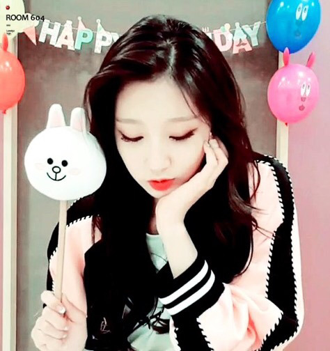 [러블리즈] 폰 배경을 바꿔서 예인이 | 인스티즈