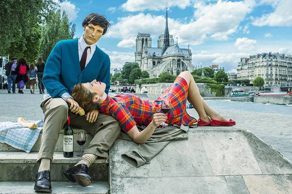 왜 결혼 안 하세요? 라는 말에 빡친 여자 사진작가가 만든 마네킹 가족사진 | 인스티즈