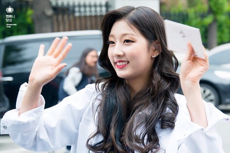 [러블리즈] 폰 배경을 바꿔서 예인이 | 인스티즈