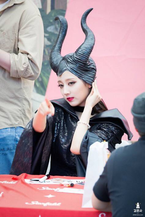 [러블리즈] 폰 배경을 바꿔서 예인이 | 인스티즈