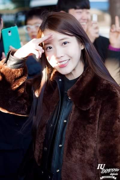 아이유 사진&움짤모음 자료짱많음!! | 인스티즈