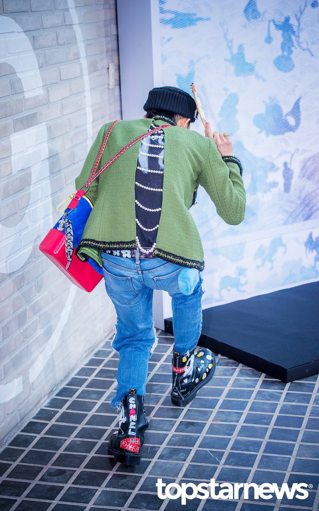 오늘 샤넬파티에 지드래곤 혼자.jpg | 인스티즈