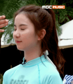 윙크 장인 여자친구 은하.jpgif-2 | 인스티즈