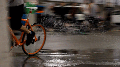 픽시 자전거가 스키딩(제동) 하는 방식.gif | 인스티즈