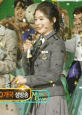 뮤직뱅크 교복 아이린.gif | 인스티즈