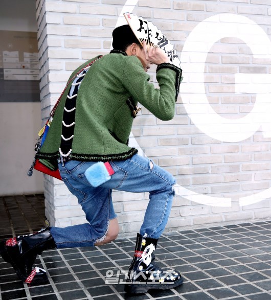 오늘 샤넬파티에 지드래곤 혼자.jpg | 인스티즈