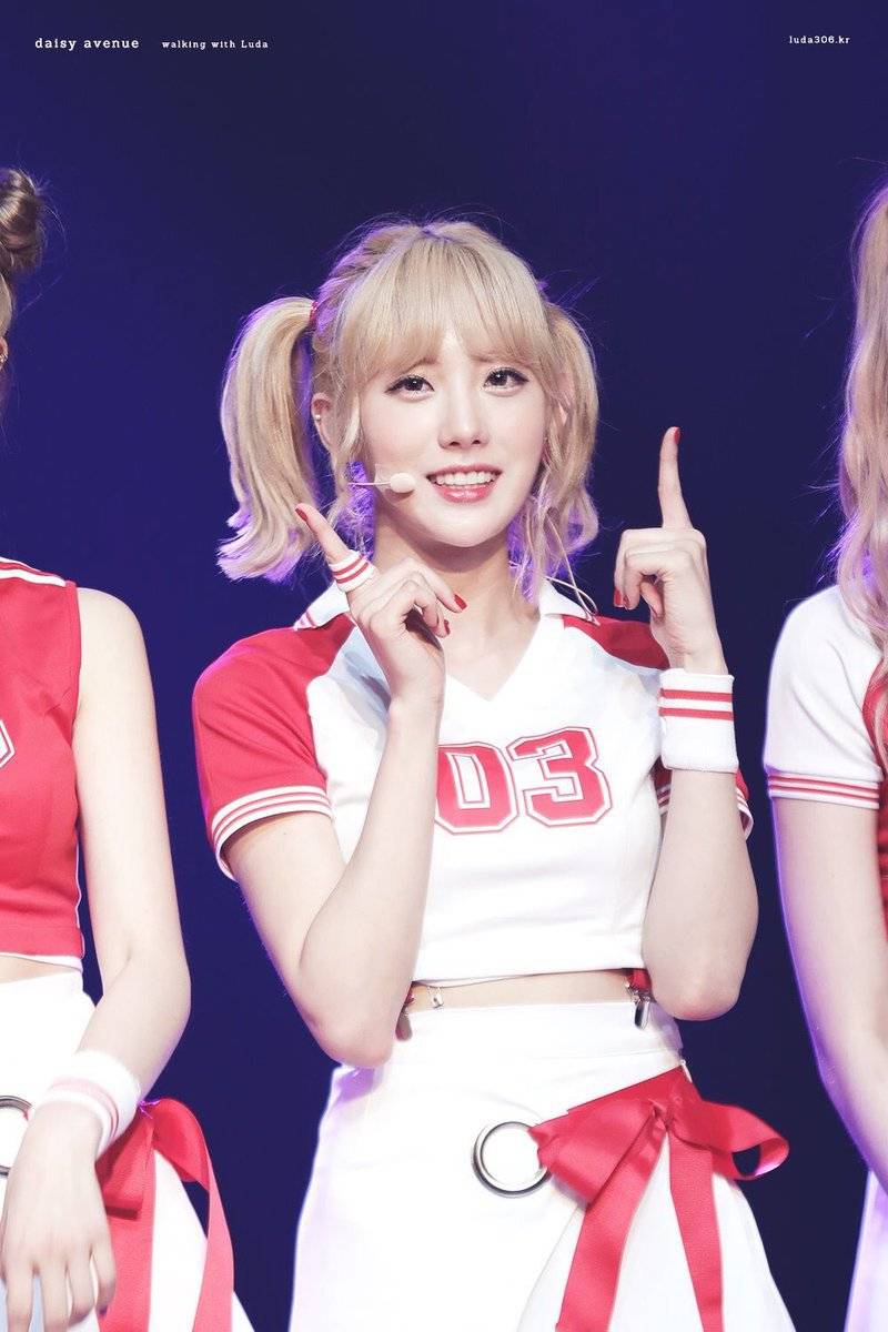 루다가 창피하고 부끄러워서 싫어한다는 양갈래 머리 | 인스티즈