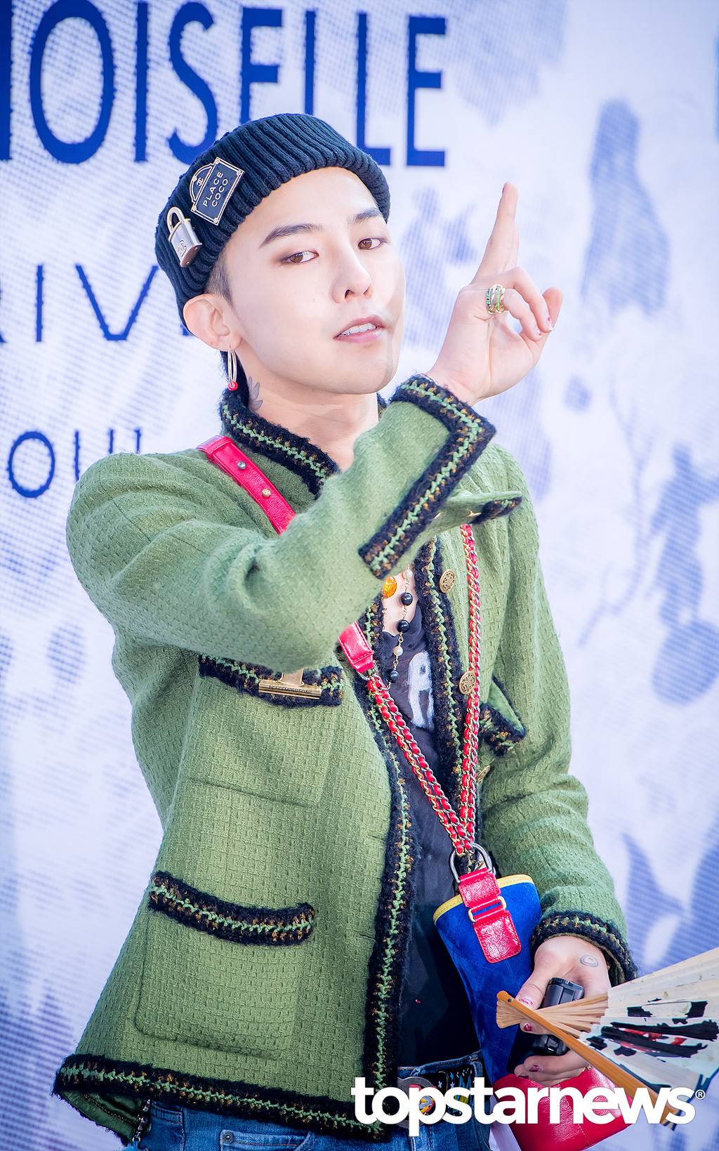 오늘 샤넬파티에 지드래곤 혼자.jpg | 인스티즈