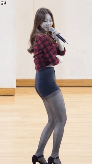 살벌한 유라.gif | 인스티즈