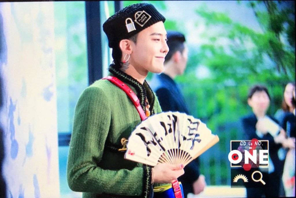 오늘 샤넬파티에 지드래곤 혼자.jpg | 인스티즈