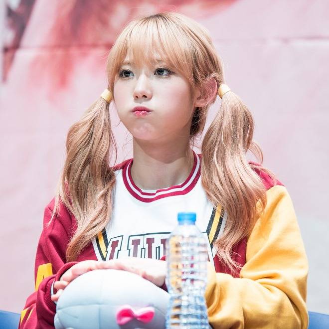 루다가 창피하고 부끄러워서 싫어한다는 양갈래 머리 | 인스티즈