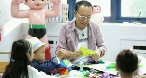 사람들이 왼손잡이로 착각 하시는분 | 인스티즈