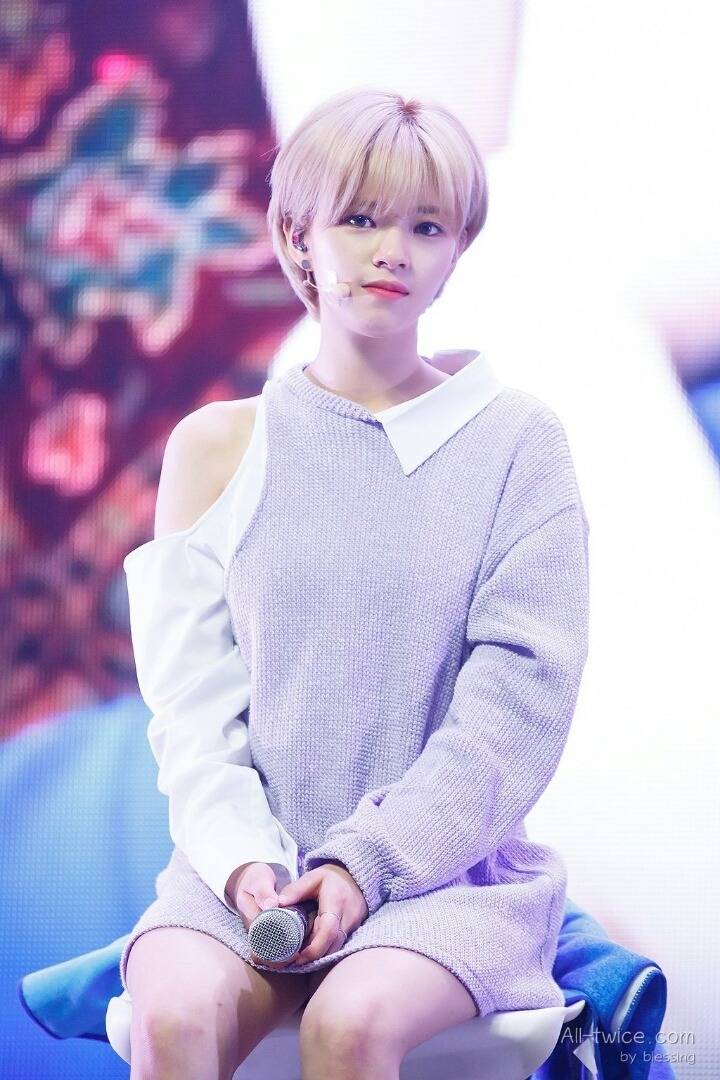 2017 첫 트와이스 정연 | 인스티즈