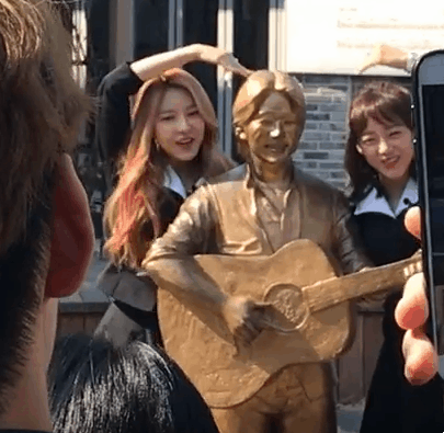 70,80년대 여학생같은 김세정 ㄷㄷ.jpg | 인스티즈