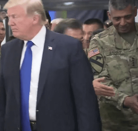 군인의 현지화.gif | 인스티즈