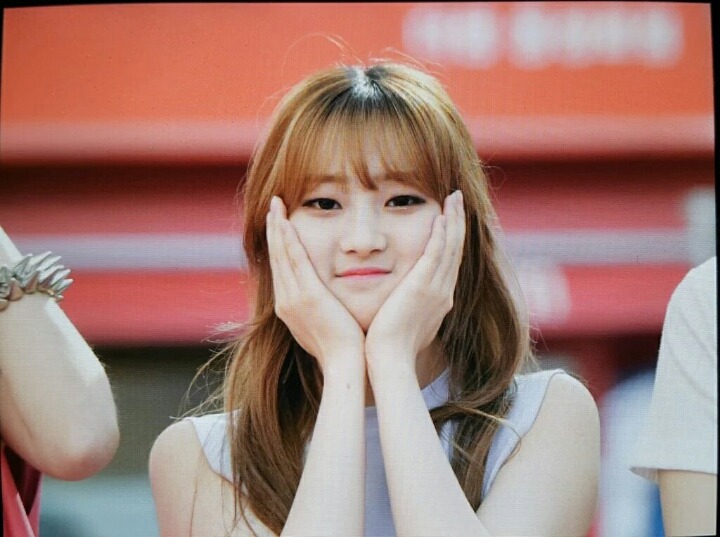 [프로듀스101] 오늘자 대구 동성로 게릴라 귀여운 짹짹갓 한혜리 | 인스티즈