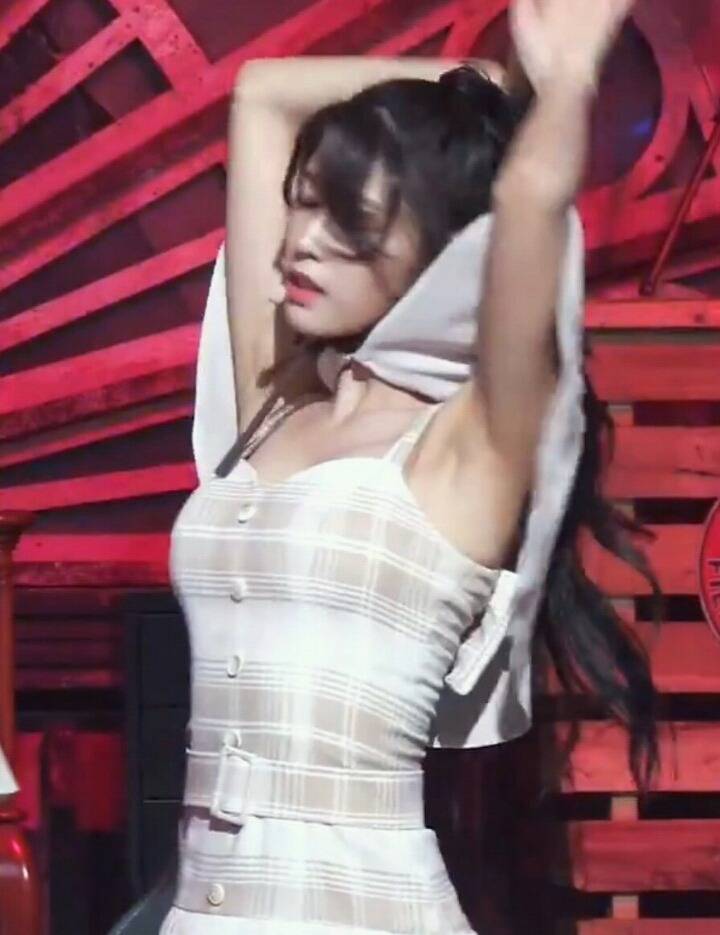 Excuse me 겨드랑이.JPG | 인스티즈