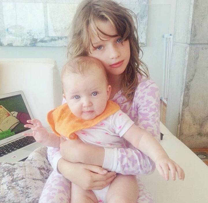  벌써부터 매력 넘치는 밀라요보비치 딸 에버 | 인스티즈