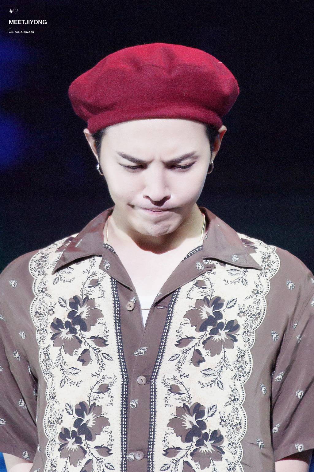 중국에서 지드래곤 벌칙의상 수준.jpg | 인스티즈
