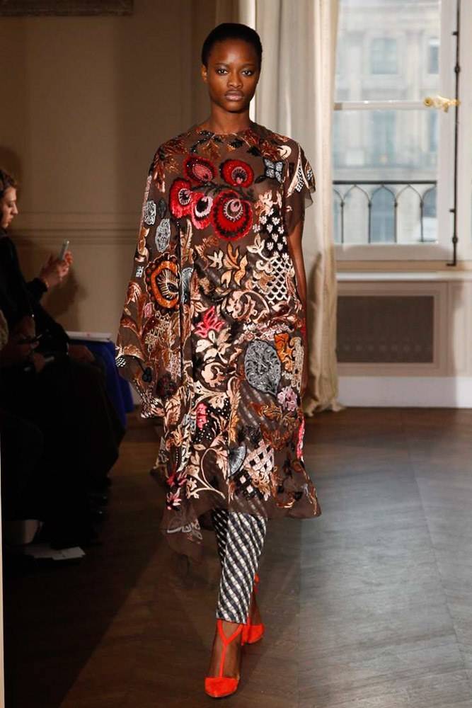 스키아파렐리 2017 S/S 오뜨 꾸뛰르 컬렉션 | 인스티즈