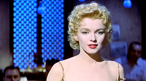 우아한 지성미 오드리 헵번 vs 나른한 섹시미 마릴린 먼로 | 인스티즈