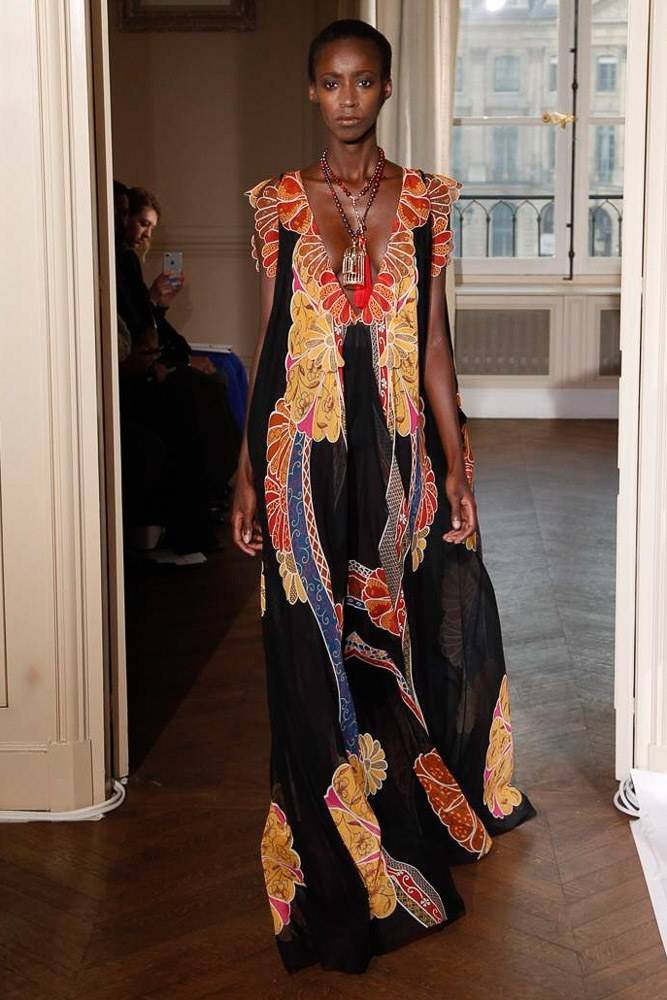 스키아파렐리 2017 S/S 오뜨 꾸뛰르 컬렉션 | 인스티즈