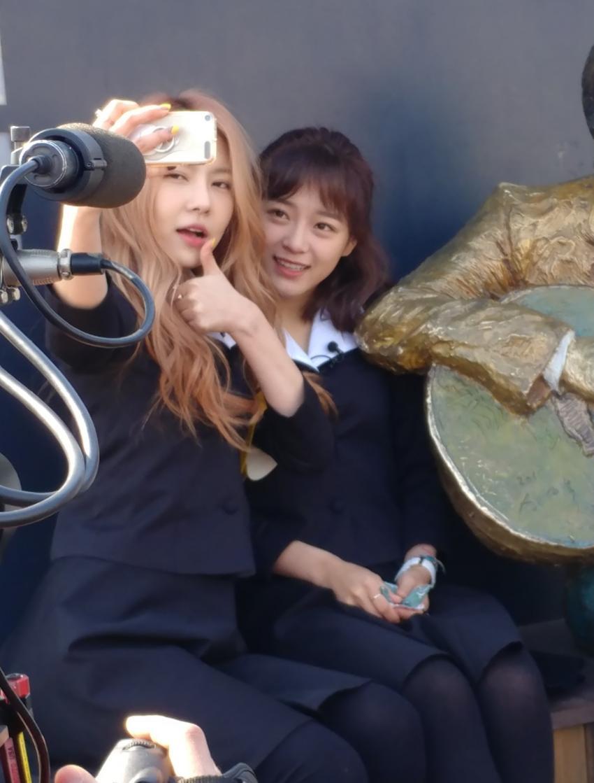 70,80년대 여학생같은 김세정 ㄷㄷ.jpg | 인스티즈