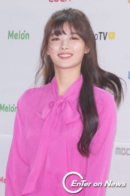 이쯤되면 코디가 안티인지 의심되는 연예인 | 인스티즈