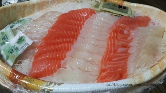 이마트트레이더스 에서 나름 혜자인것 같은 회 | 인스티즈